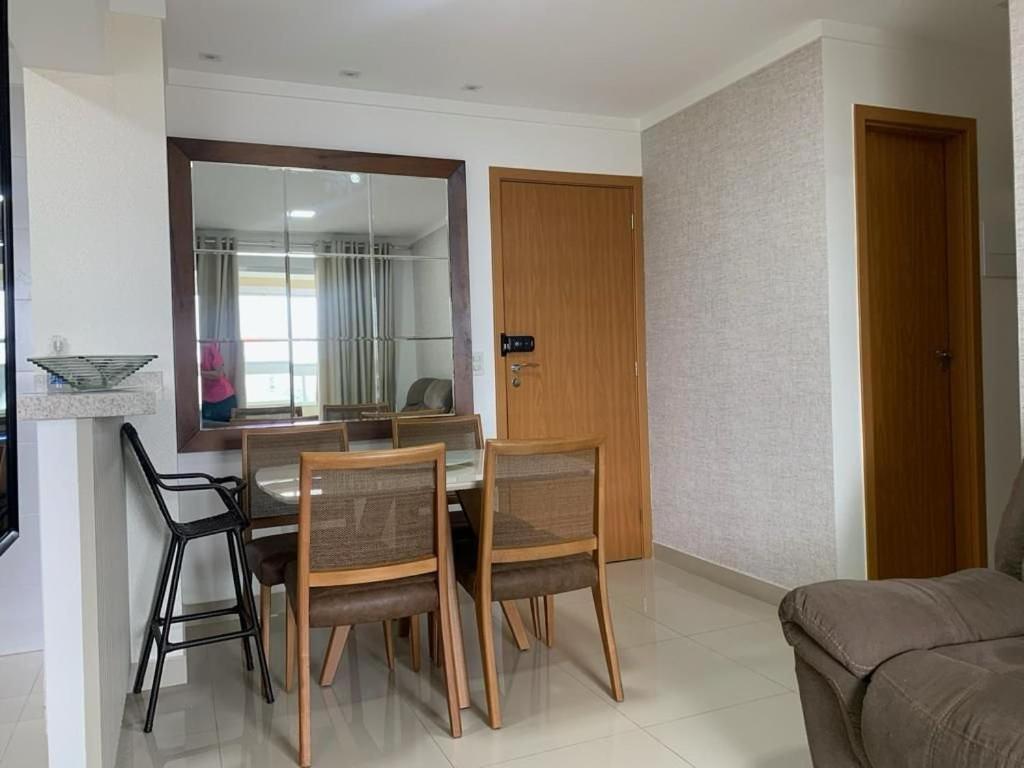 EC1003 - Apartamento com varanda e belíssima vista Goiânia Exterior foto