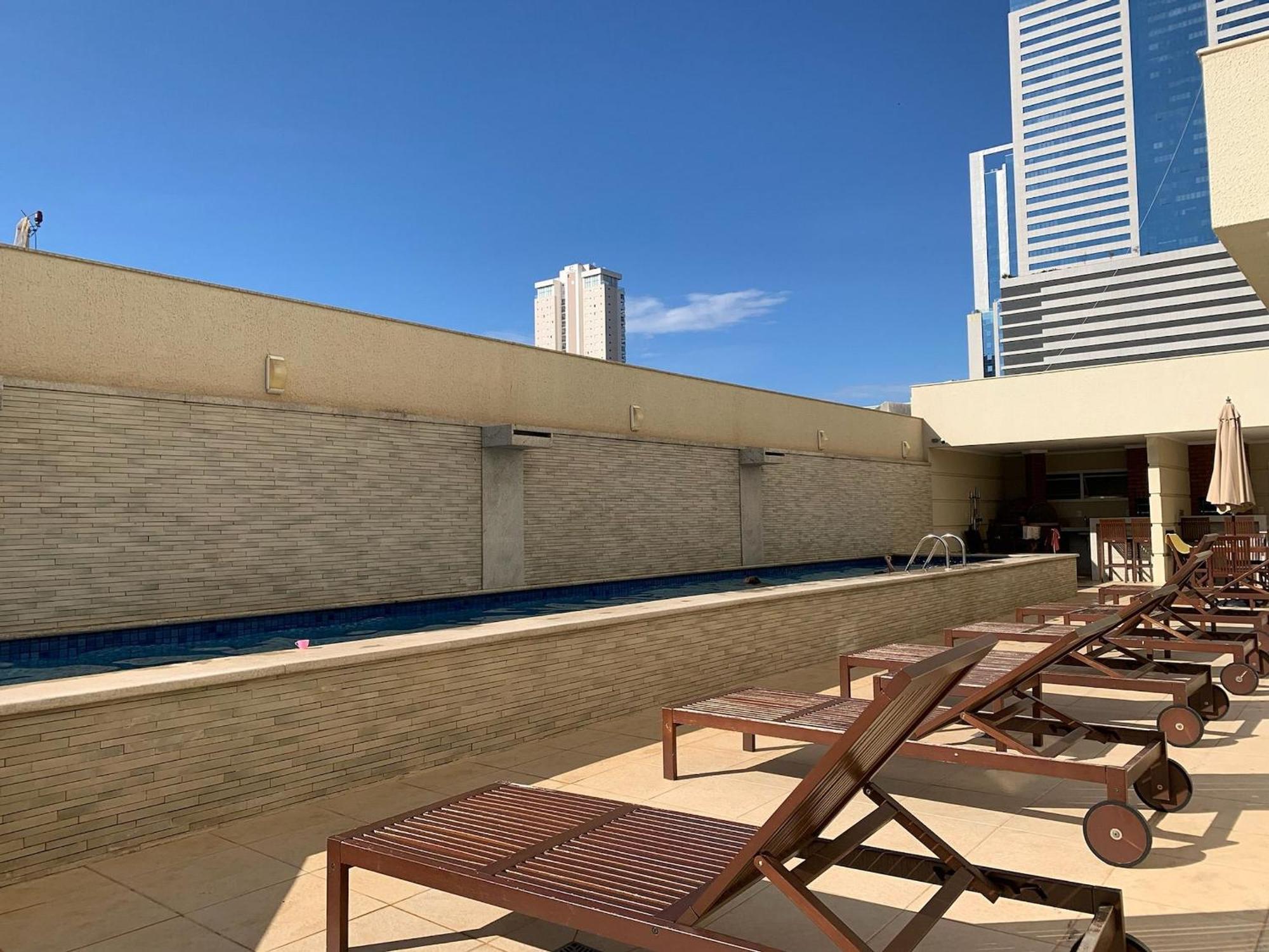 EC1003 - Apartamento com varanda e belíssima vista Goiânia Exterior foto